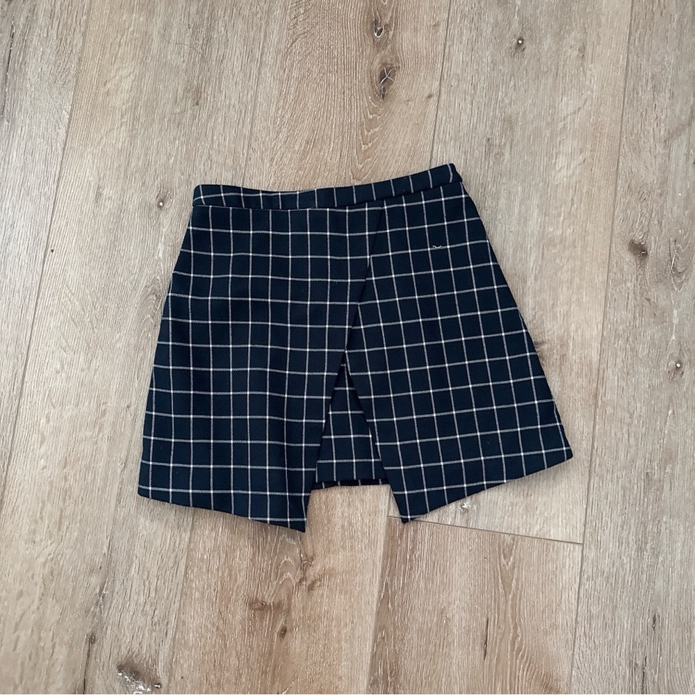 Women Checkered skirts